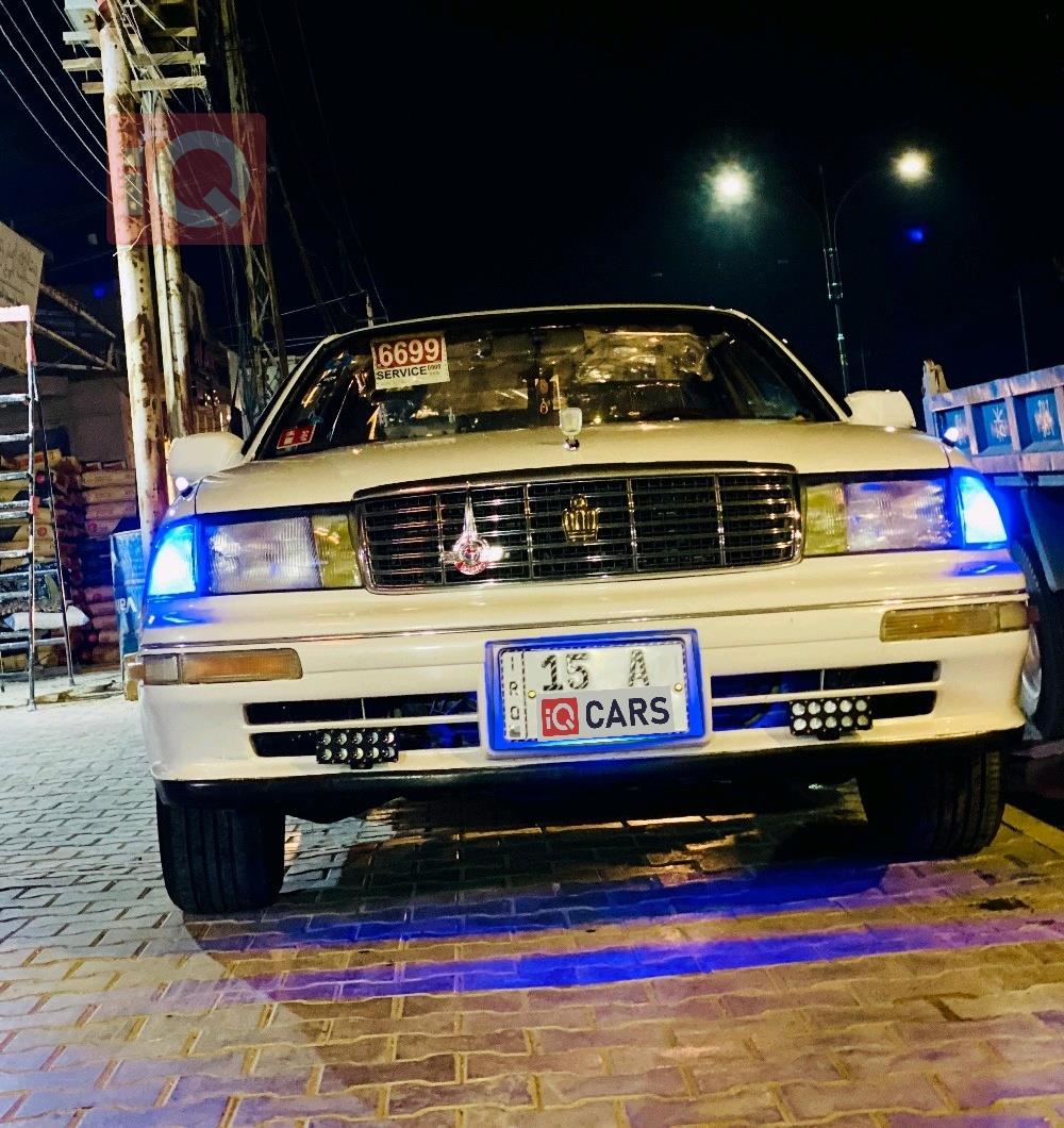 تويوتا كراون